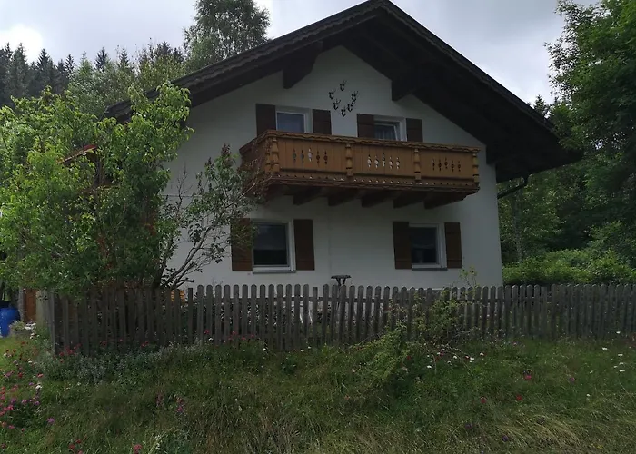 - Haus Monika شقة *